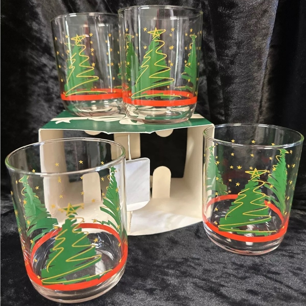 7 New Libbey Christmas Tree 8 Oz Glasses Green Gold Stars Red Stripe Item 438 - Picture 6 of 9